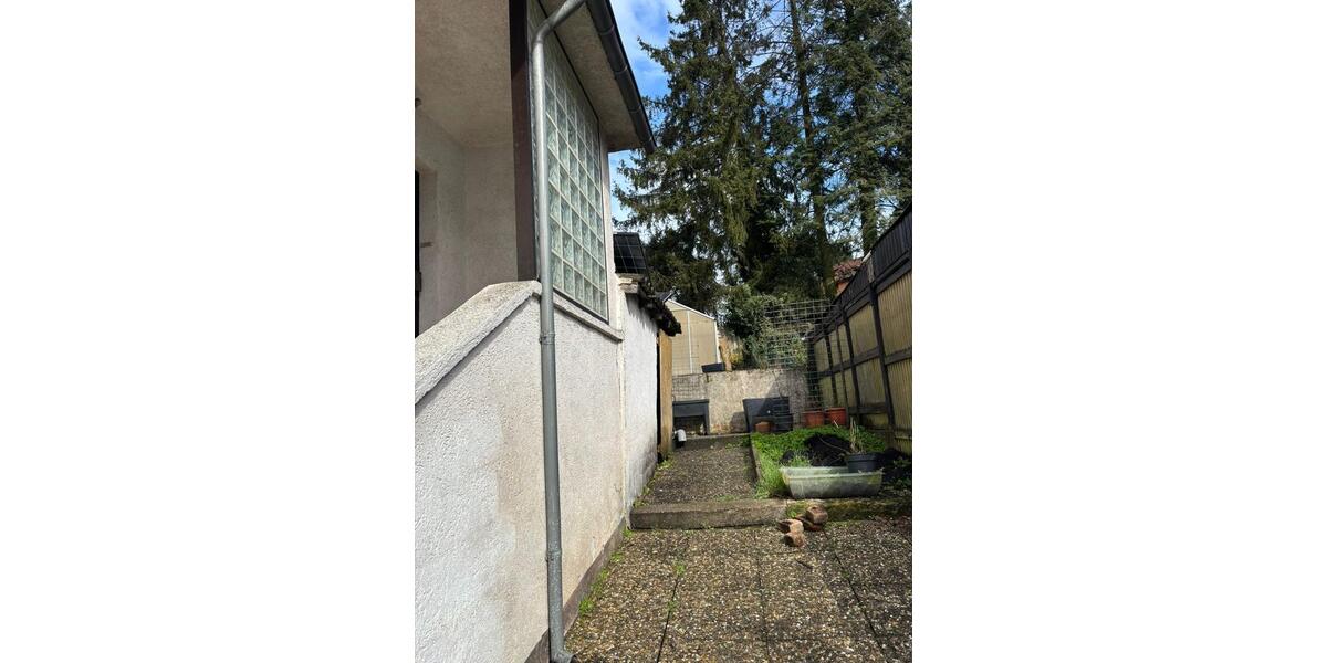 Doppelhaushälfte Saarbrücken Dudweiler - 4 Zimmer, 96 m&sup2;, 185.000&euro; | Angebot:26278005