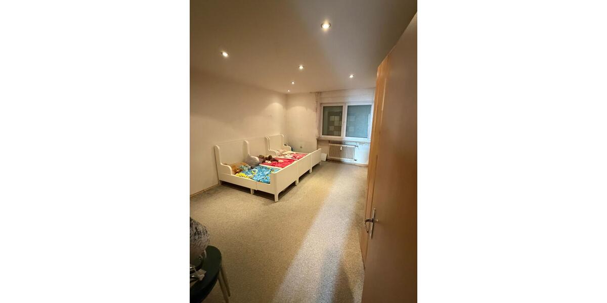 Etagenwohnung Saarbrücken West - 2 Zimmer, 75 m&sup2;, 118.000&euro; | Angebot:27265964