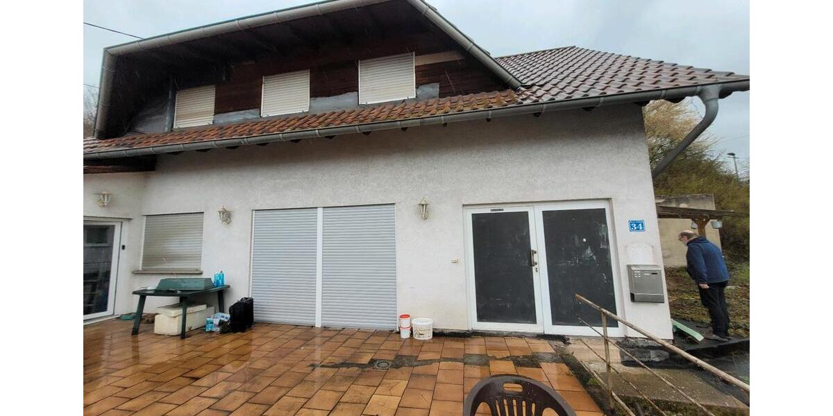 Einfamilienhaus Dillingen (Saar) - 7 Zimmer, 130 m&sup2;, 160.000&euro; | Angebot:27102518