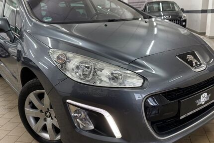 Peugeot 308 236.000 km 990 &euro; Schmelz 66839