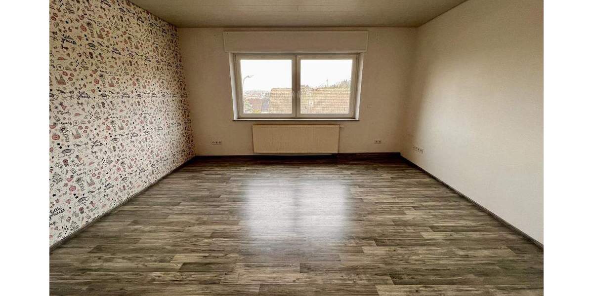 Einfamilienhaus Beckingen Düppenweiler - 9 Zimmer, 207 m&sup2;, 305.000&euro; | Angebot:25779493