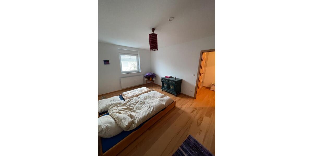 Etagenwohnung Homburg - 3 Zimmer, 104 m&sup2;, 920&euro; | Angebot:24839792