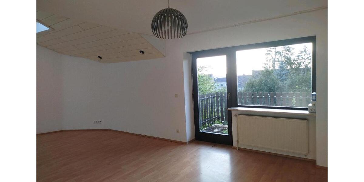 Erdgeschoßwohnung Mandelbachtal - 3 Zimmer, 87 m&sup2;, 490&euro; | Angebot:26492987