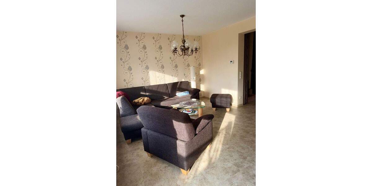 Reihenmittelhaus Ensdorf - 5 Zimmer, 130 m&sup2;, 219.000&euro; | Angebot:25657434