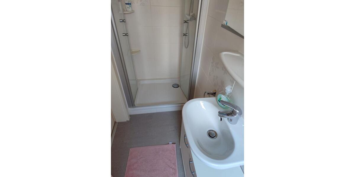 Etagenwohnung Waldmohr - 5 Zimmer, 143 m&sup2;, 1.390&euro; | Angebot:25539903