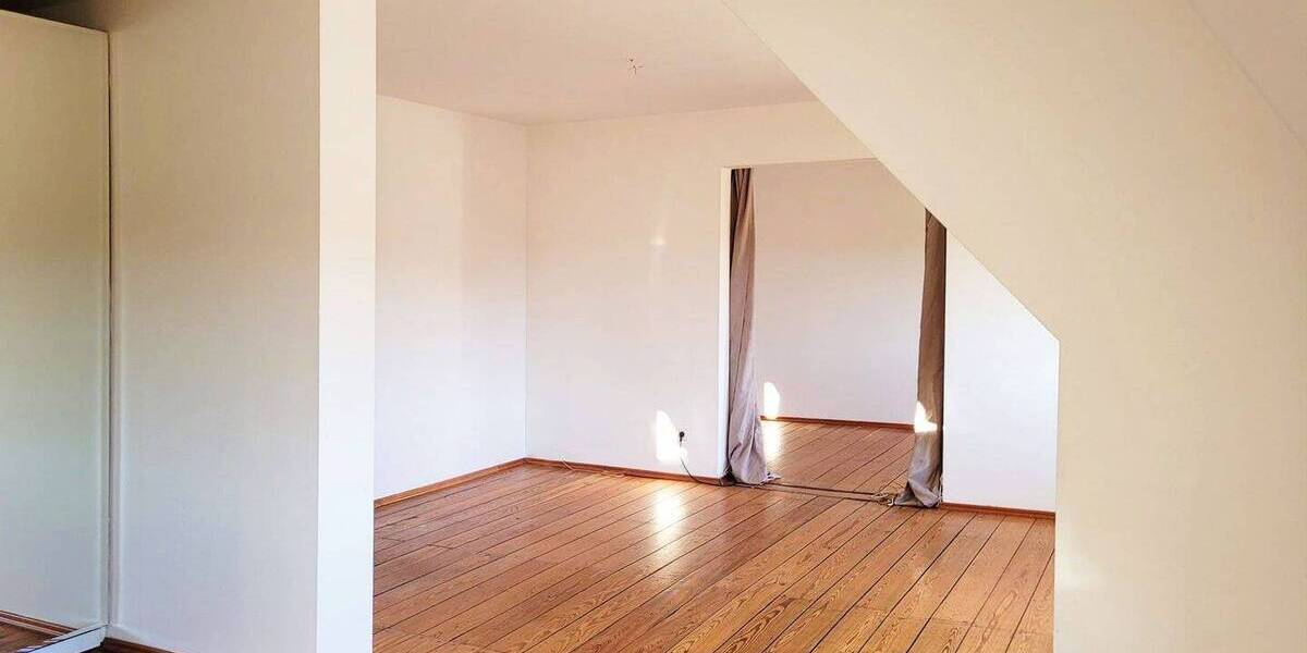 Etagenwohnung Saarbrücken St Johann - 2 Zimmer, 45 m&sup2;, 119.000&euro; | Angebot:26730699