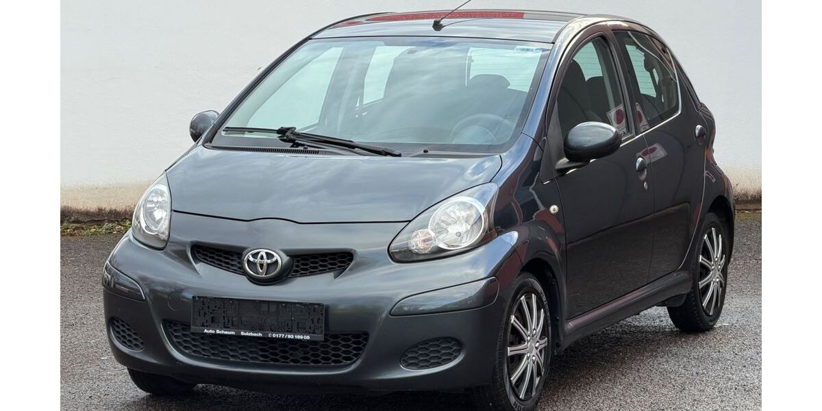Toyota Aygo (X) 108.000 km 2.999 &euro; Völklingen 66333