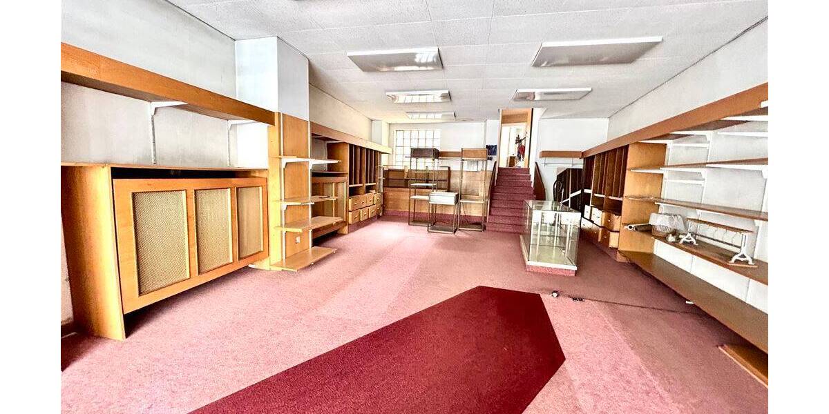 Gewerbeobjekt Neunkirchen Innenstadt - 5 Zimmer, 239.000&euro; | Angebot:25801937