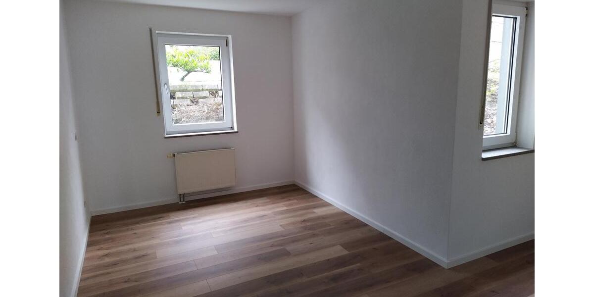 Erdgeschoßwohnung Sankt Ingbert - 3.5 Zimmer, 83 m&sup2;, 220.000&euro; | Angebot:25931677