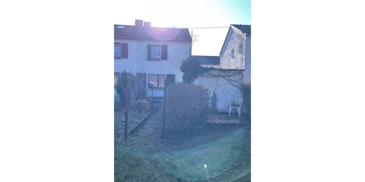 Reihenendhaus Völklingen Ludweiler - 3 Zimmer, 70 m&sup2;, 95.000&euro; | Angebot:25673587