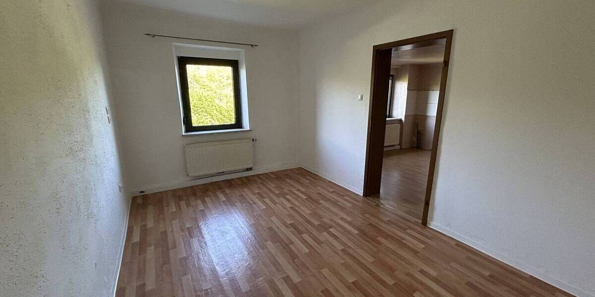Einfamilienhaus Großrosseln - 4 Zimmer, 149 m&sup2;, 139.000&euro; | Angebot:25684599