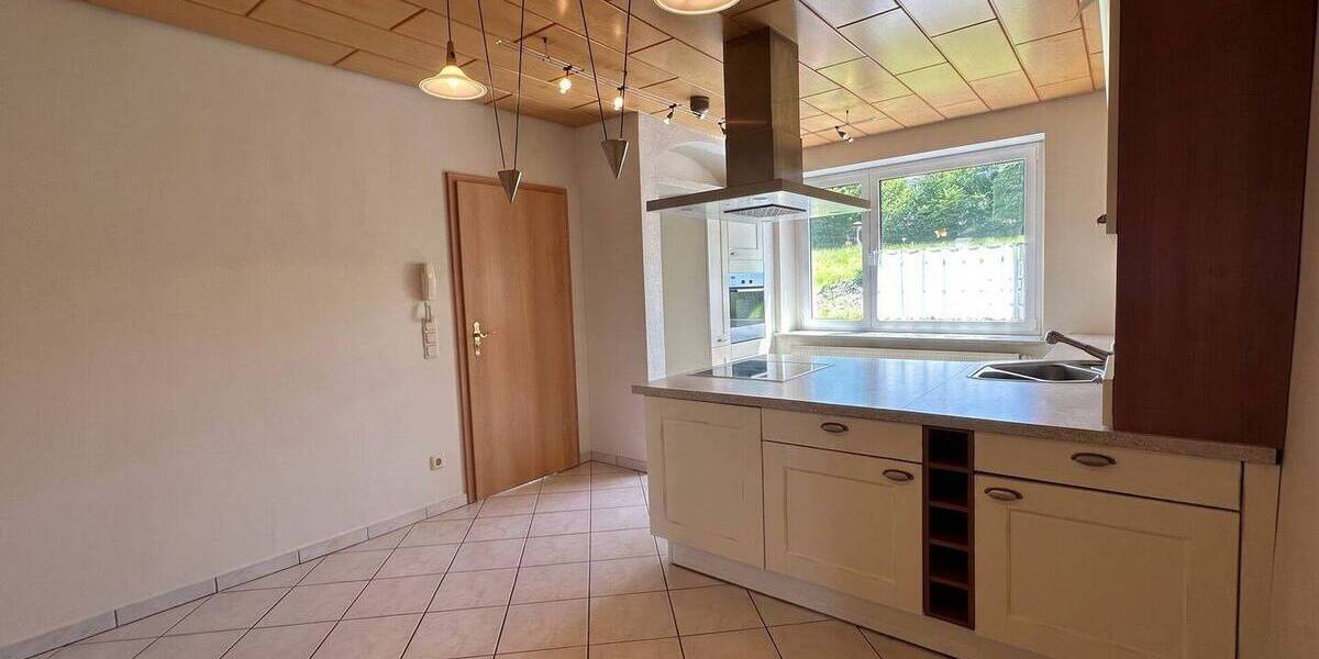 Mehrfamilienhaus, Wohnhaus Saarwellingen / Reisbach Reisbach - 8 Zimmer, 170 m&sup2;, 218.000&euro; | Angebot:26411493