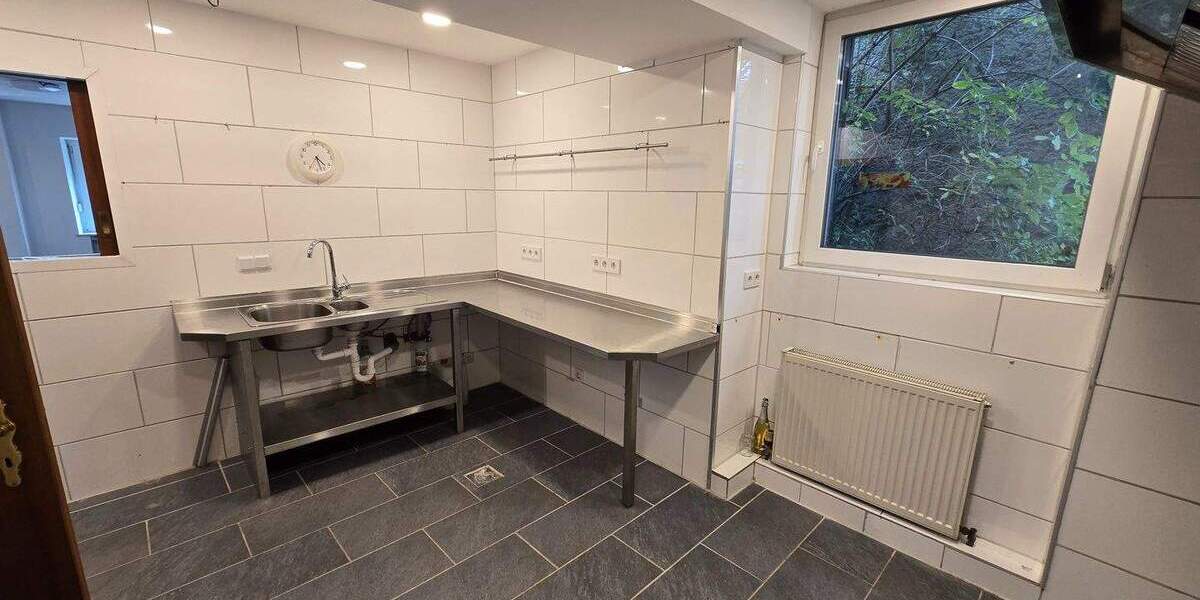 Einfamilienhaus Tholey Hasborn-Dautweiler - 8 Zimmer, 180 m&sup2;, 165.000&euro; | Angebot:25739283