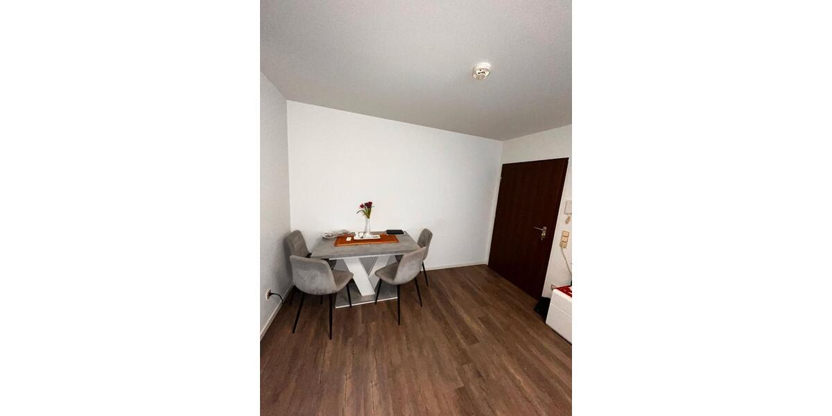 Etagenwohnung Saarbrücken Neue Bremm - 2 Zimmer, 42 m&sup2;, 460&euro; | Angebot:26633759