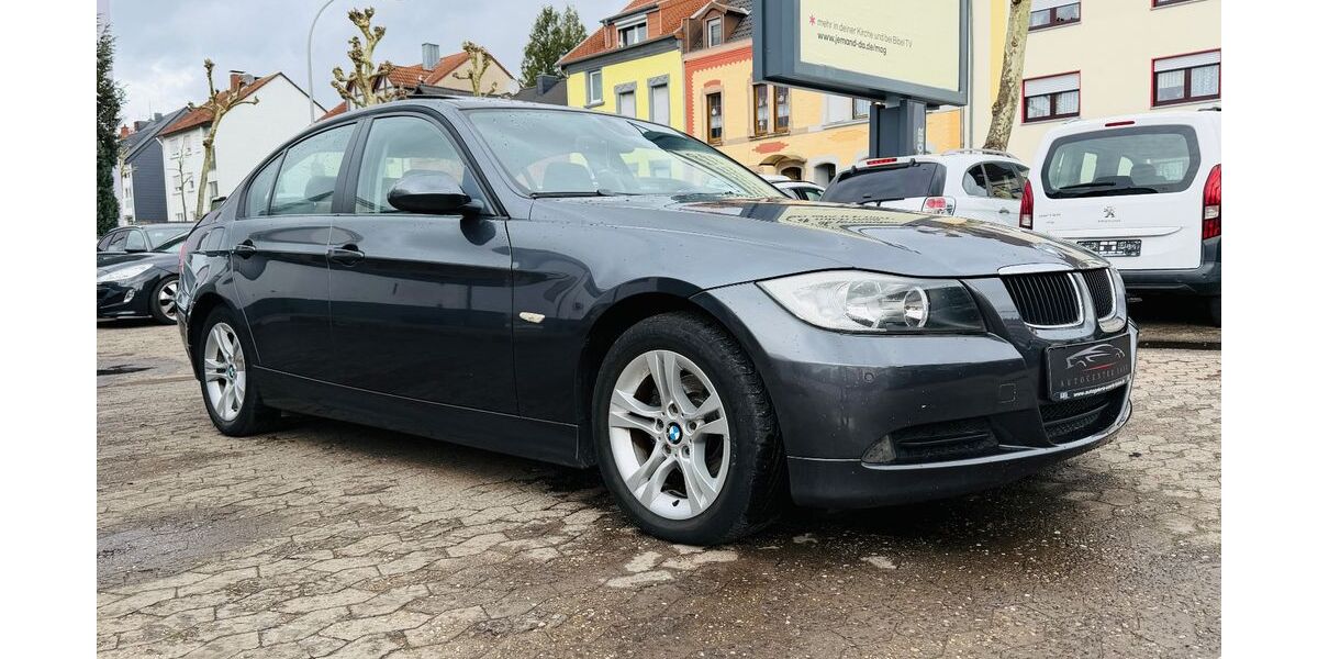 BMW 318 235.000 km 5.400 &euro; Saarbrücken 66115