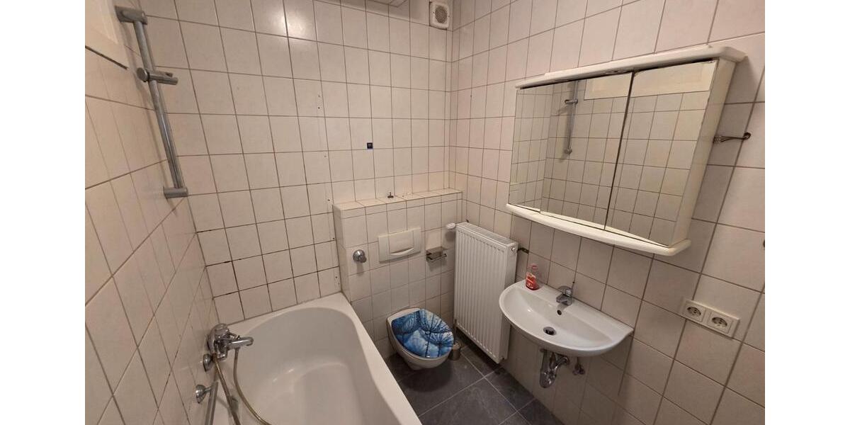 Etagenwohnung Saarbrücken Neue Bremm - 3 Zimmer, 80 m&sup2;, 760&euro; | Angebot:26689396