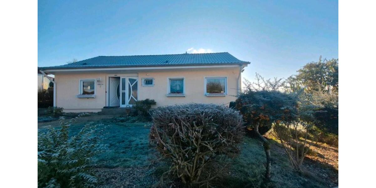 Einfamilienhaus Homburg - 7 Zimmer, 196 m&sup2;, 350.000&euro; | Angebot:24981735