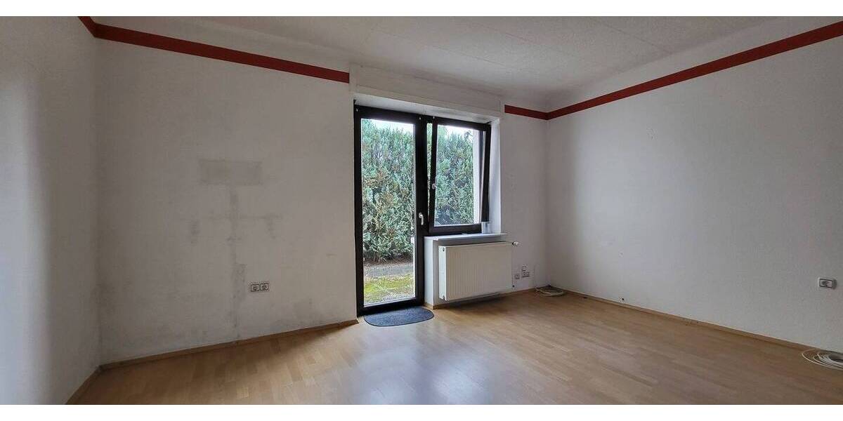 Mehrfamilienhaus, Wohnhaus Beckingen Reimsbach - 7 Zimmer, 250 m&sup2;, 350.000&euro; | Angebot:25726558