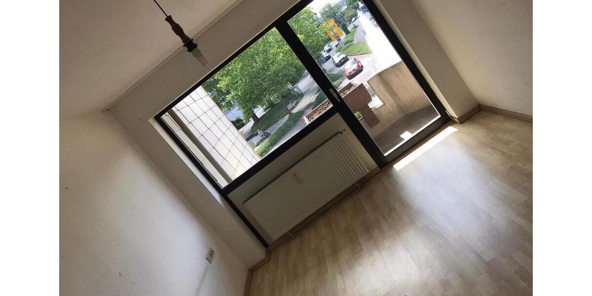 Etagenwohnung Homburg - 2 Zimmer, 86 m&sup2;, 800&euro; | Angebot:24730578