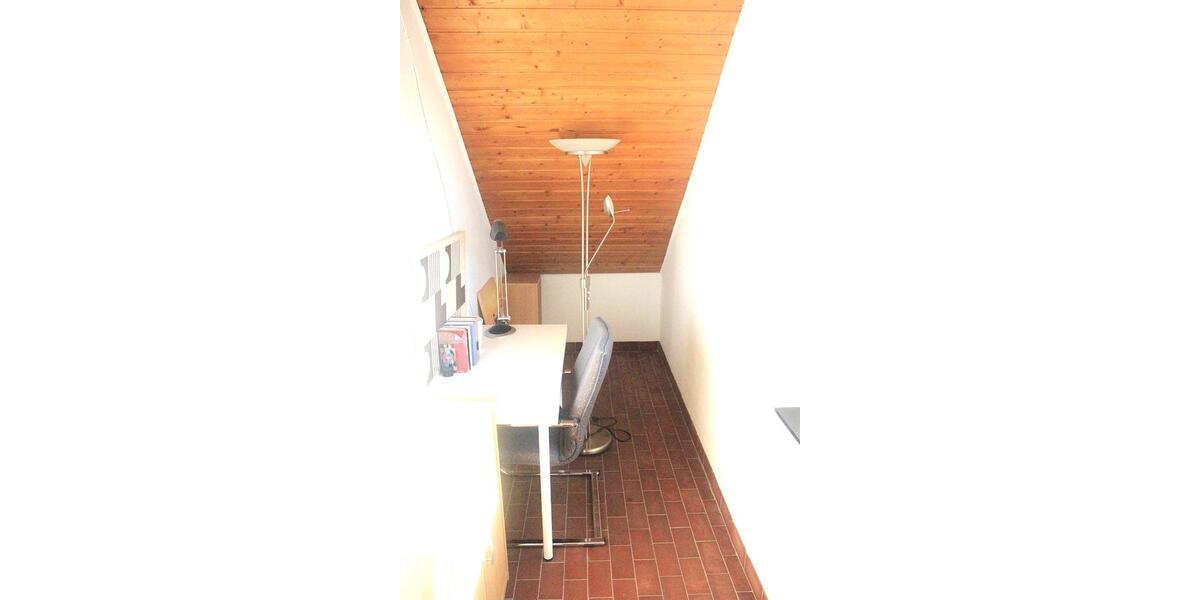 Dachgeschoßwohnung Riegelsberg - 3 Zimmer, 100 m&sup2;, 650&euro; | Angebot:26688709
