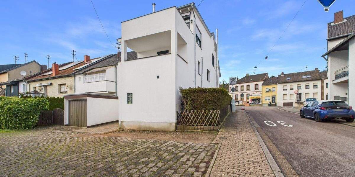 Reihenendhaus Schwalbach Hülzweiler - 6 Zimmer, 180 m&sup2;, 359.000&euro; | Angebot:25769949