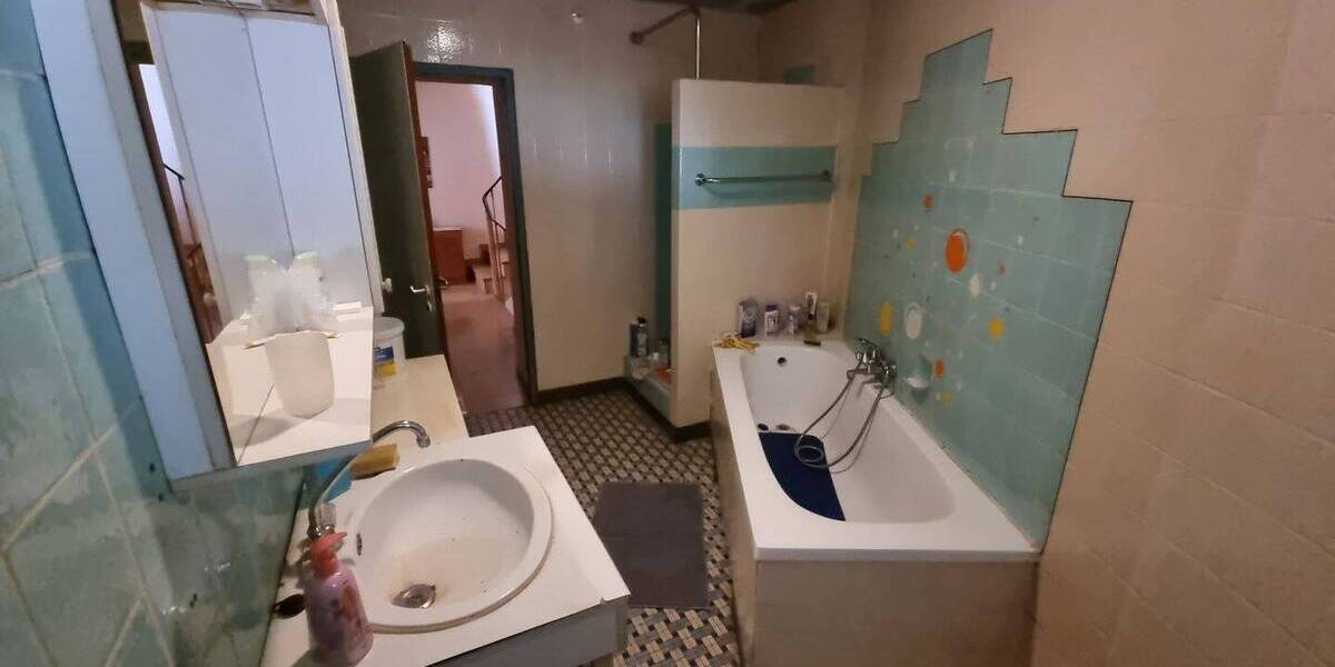 Mehrfamilienhaus, Wohnhaus Püttlingen - 129.000&euro; | Angebot:25674622