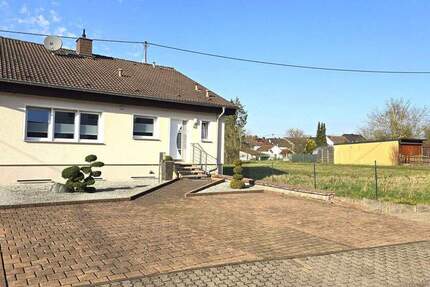 Haus Schwalbach / Hülzweiler Hülzweiler - 5 Zimmer, 152 m&sup2;, 450.000&euro; | Angebot:25677427