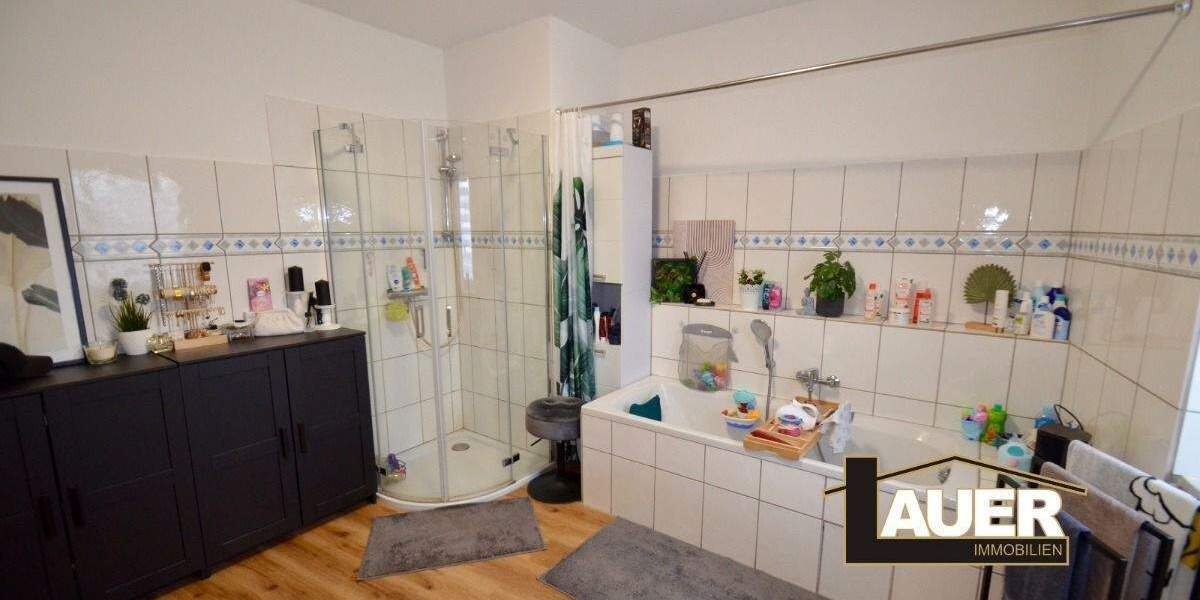 Einfamilienhaus Saarbrücken Altenkessel - 6 Zimmer, 144 m&sup2;, 245.000&euro; | Angebot:25729526