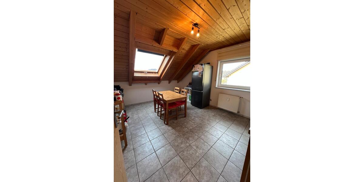 Dachgeschoßwohnung Friedrichsthal - 2 Zimmer, 70 m&sup2;, 450&euro; | Angebot:25945405