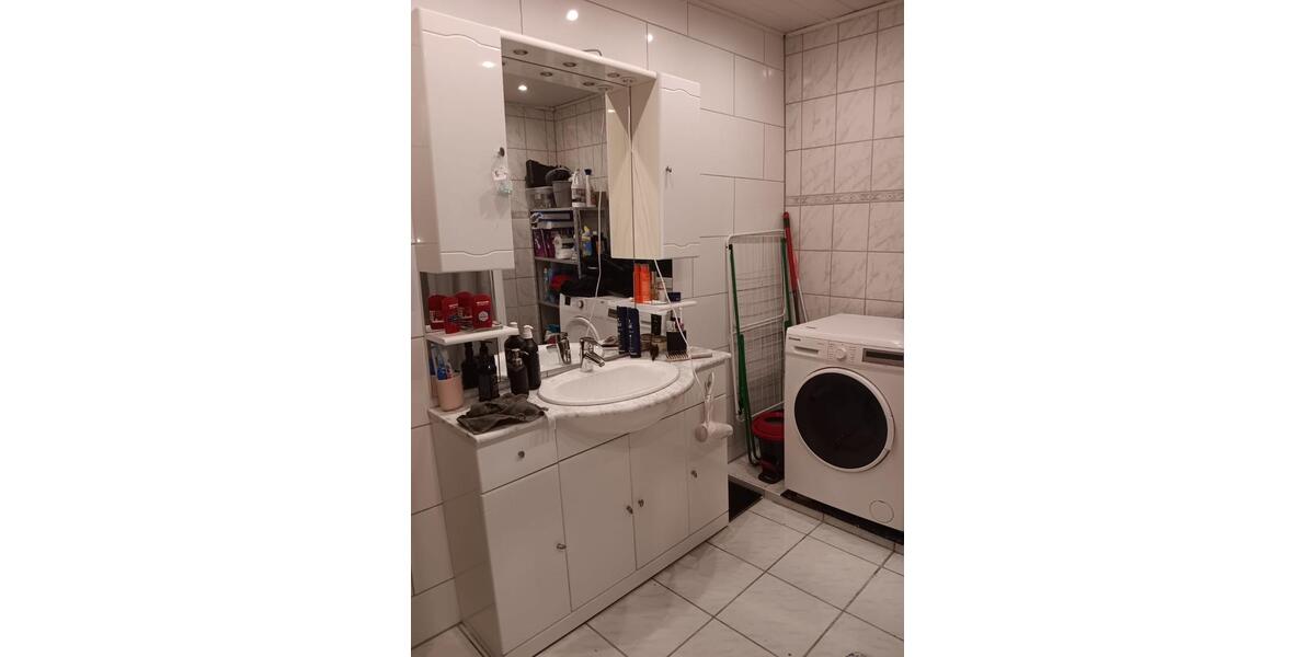 Etagenwohnung Saarbrücken Dudweiler - 2 Zimmer, 70 m&sup2;, 500&euro; | Angebot:25637819