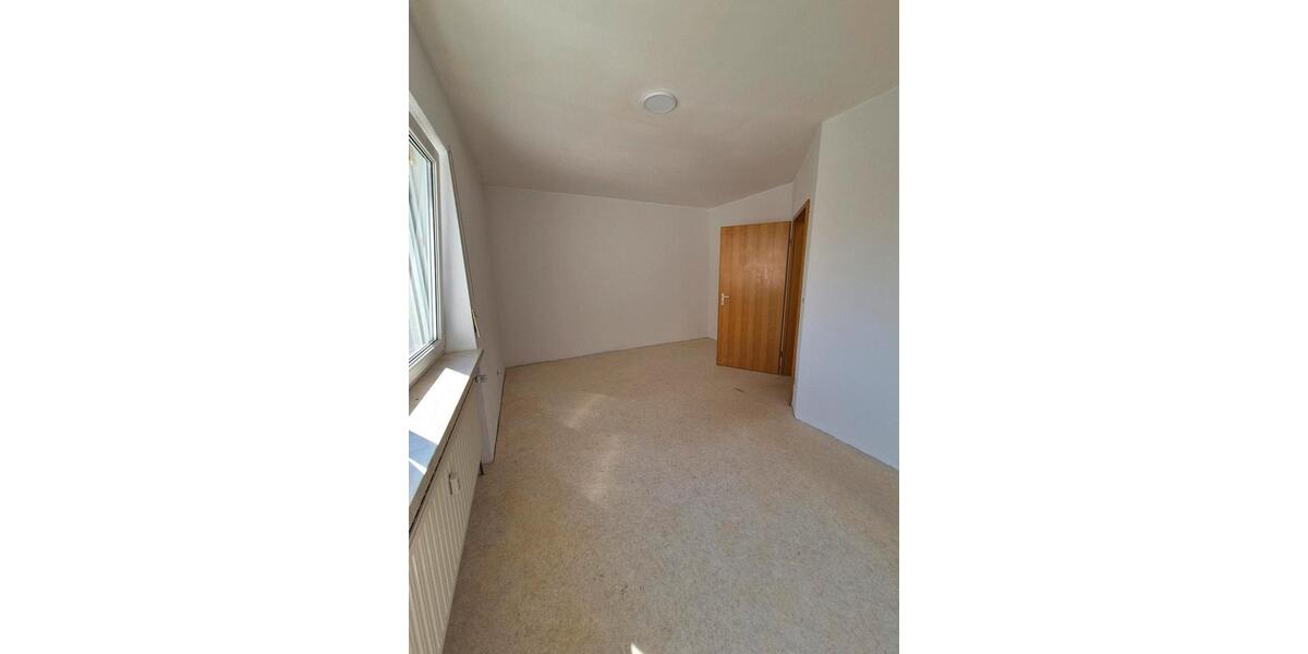 Etagenwohnung Kleinblittersdorf - 2 Zimmer, 80 m&sup2;, 650&euro; | Angebot:26265700