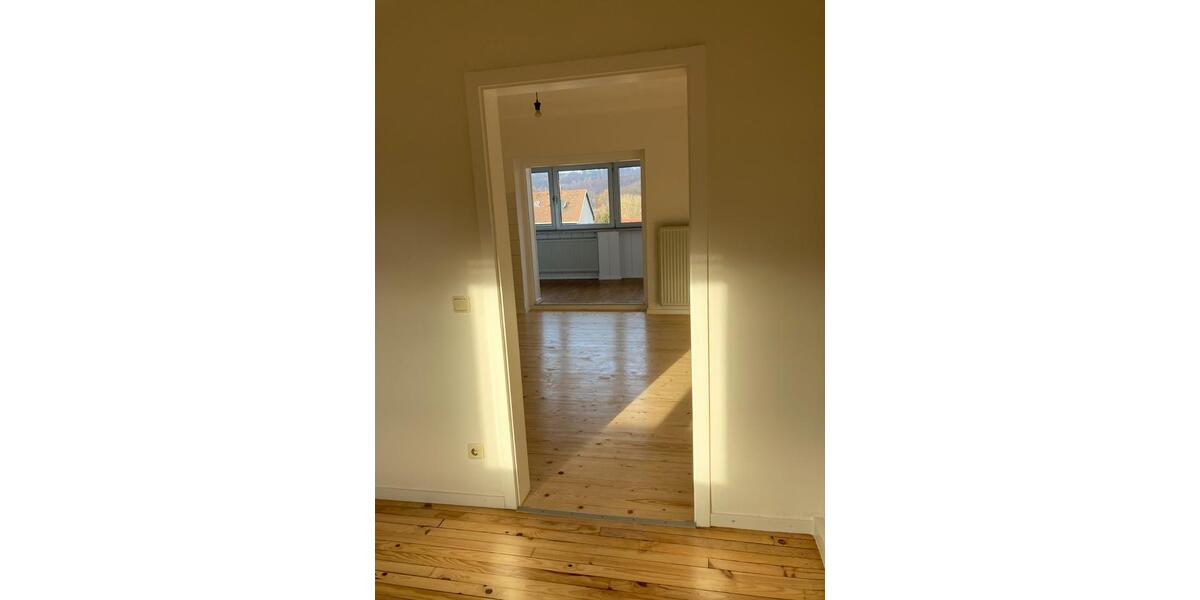 Etagenwohnung Neunkirchen Heinitz - 3.5 Zimmer, 69 m&sup2;, 580&euro; | Angebot:25417805