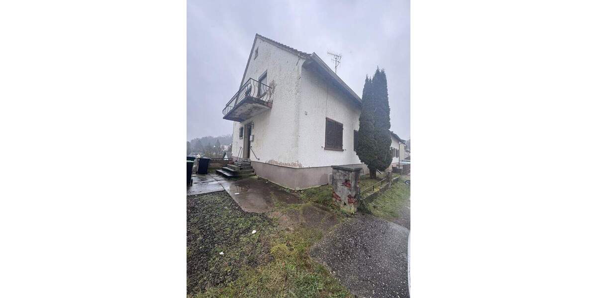 Einfamilienhaus Blieskastel - 6 Zimmer, 97 m&sup2;, 55.000&euro; | Angebot:25705118