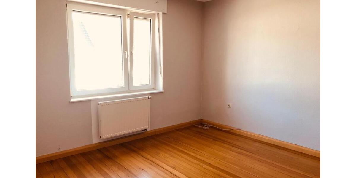 Etagenwohnung Dillingen (Saar) - 2 Zimmer, 80 m&sup2;, 590&euro; | Angebot:25266538