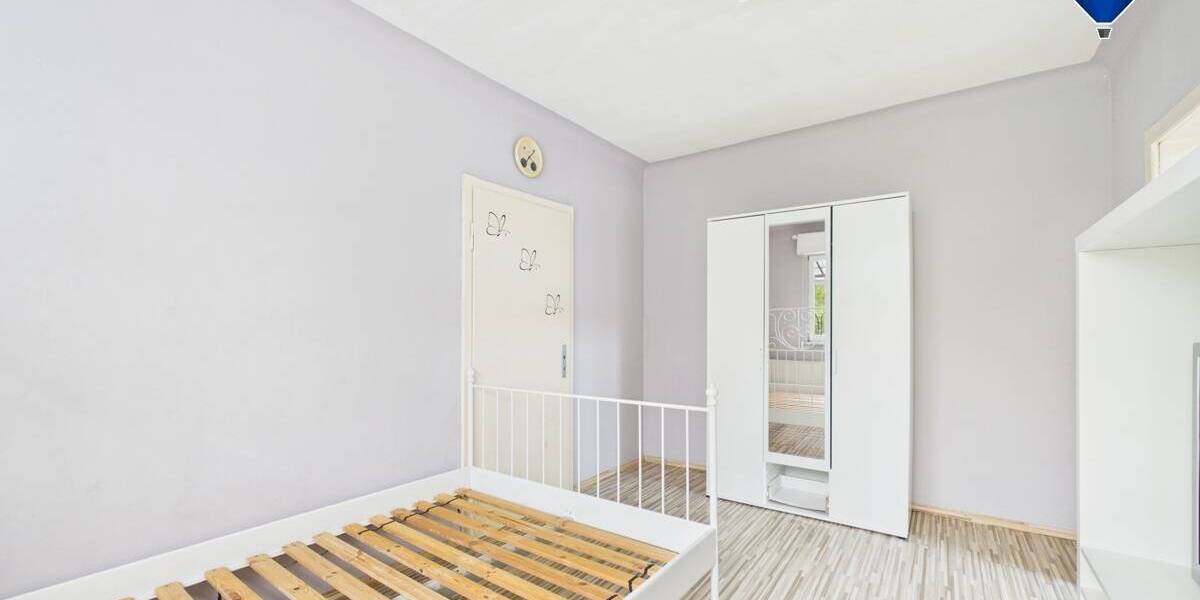 Reihenmittelhaus Dillingen / Diefflen Diefflen - 3 Zimmer, 132 m&sup2;, 145.000&euro; | Angebot:26092908