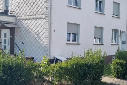 Haus Saarlouis - 11 Zimmer, 240 m&sup2;, 295.000&euro; | Angebot:24895637