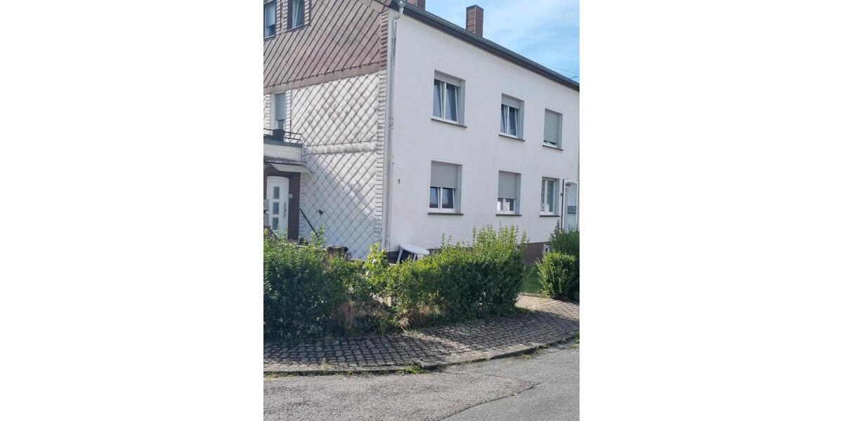 Mehrfamilienhaus, Wohnhaus Saarlouis - 11 Zimmer, 240 m&sup2;, 295.000&euro; | Angebot:24895637