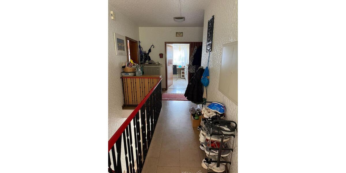 Einfamilienhaus Neunkirchen - 4 Zimmer, 140 m&sup2;, 1.450&euro; | Angebot:25886368