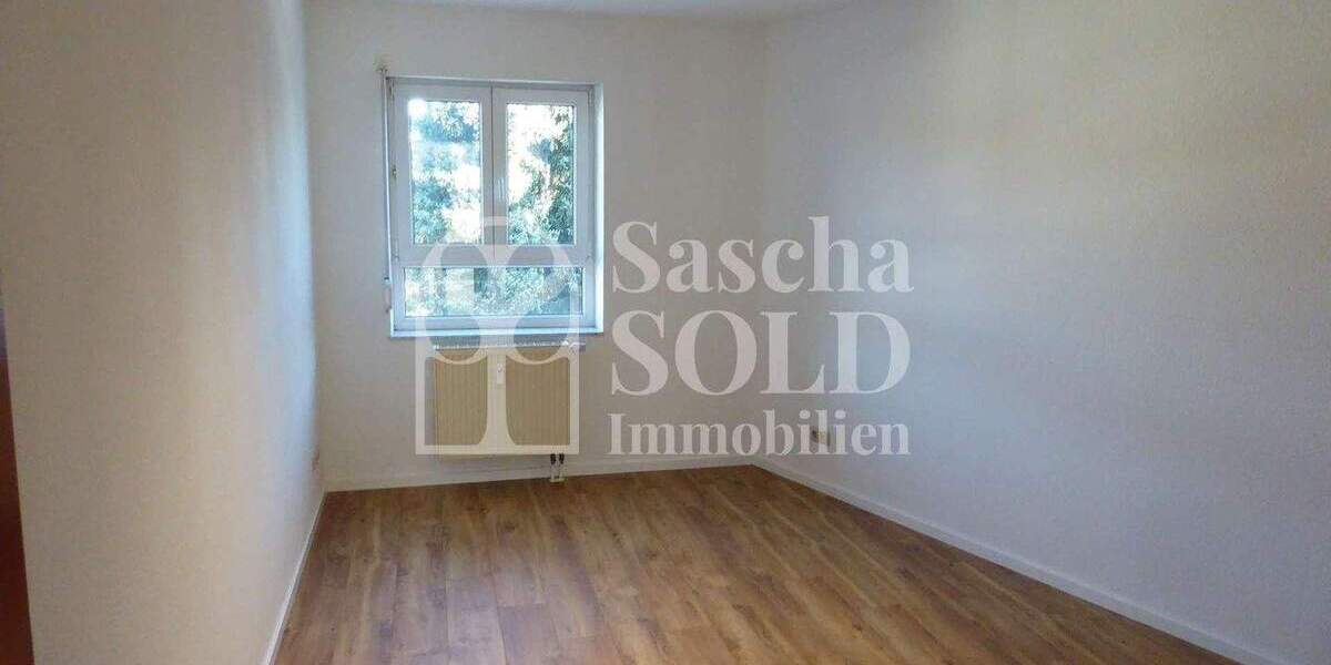 Investor werden - 4 vermietete Wohnungen mit Stellplätzen, KM 16.000?€ p.a., Dudweiler - Saarbrücken - Mehrfamilienhaus, Wohnhaus Saarbrücken Dudweiler | Angebot:25631678