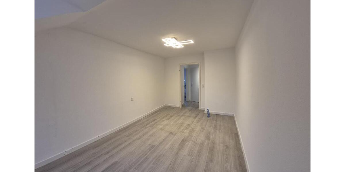 Dachgeschoßwohnung Neunkirchen - 2 Zimmer, 55 m&sup2;, 620&euro; | Angebot:25948554