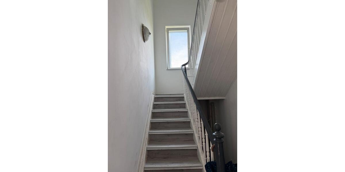 Etagenwohnung Saarbrücken Eschberg - 4 Zimmer, 90 m&sup2;, 750&euro; | Angebot:26702410