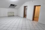 Dachgeschoßwohnung Überherrn - 4 Zimmer, 120 m&sup2;, 600&euro; | Angebot:25917920