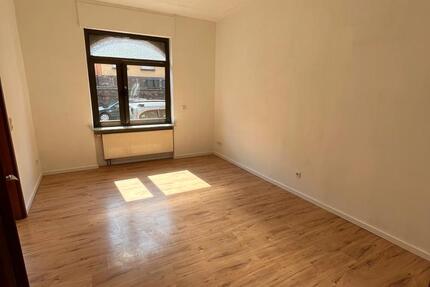 Wohnung Saarbrücken Dudweiler - 3 Zimmer, 80 m&sup2;, 590&euro; | Angebot:26288740