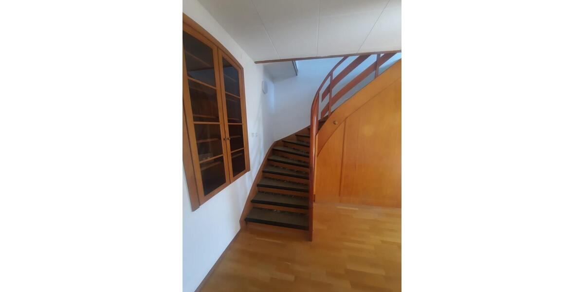 Einfamilienhaus Heusweiler - 4 Zimmer, 120 m&sup2;, 1.000&euro; | Angebot:26692027