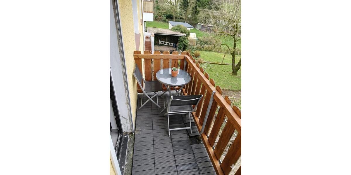 Etagenwohnung Heusweiler - 4 Zimmer, 90 m&sup2;, 850&euro; | Angebot:25948552