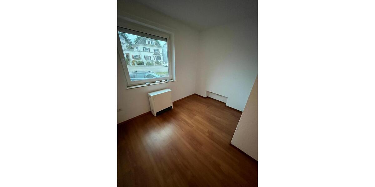 Etagenwohnung Saarlouis - 5 Zimmer, 110 m&sup2;, 1.050&euro; | Angebot:24127061