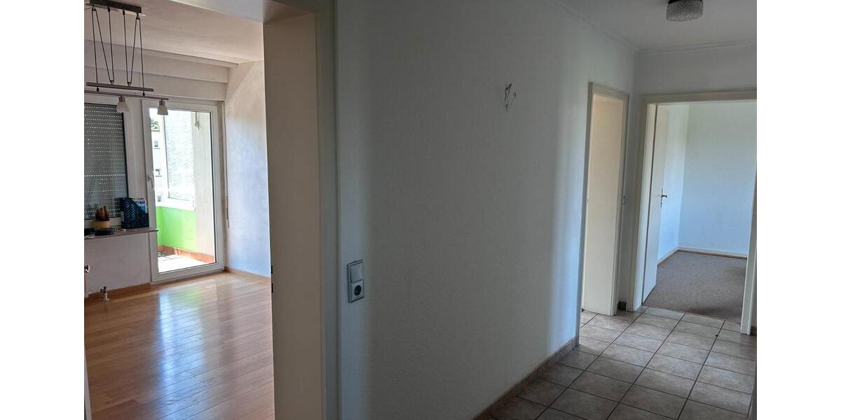 Etagenwohnung Saarbrücken - 3 Zimmer, 81 m&sup2;, 240.000&euro; | Angebot:26959767
