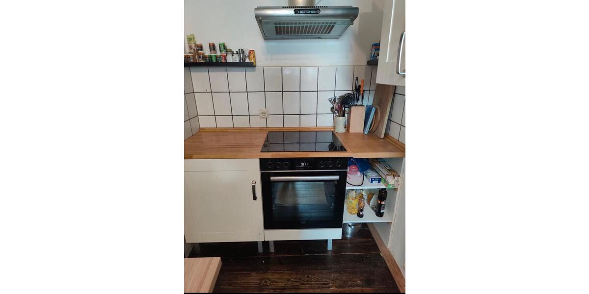 Dachgeschoßwohnung Saarbrücken - 3 Zimmer, 60 m&sup2;, 580&euro; | Angebot:26013066