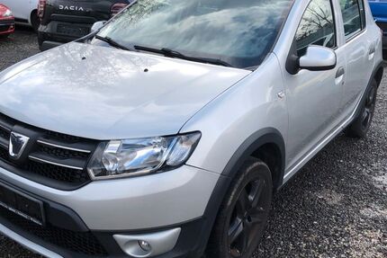 Dacia Sandero 144.164 km 4.690 &euro; Waldmohr 66914