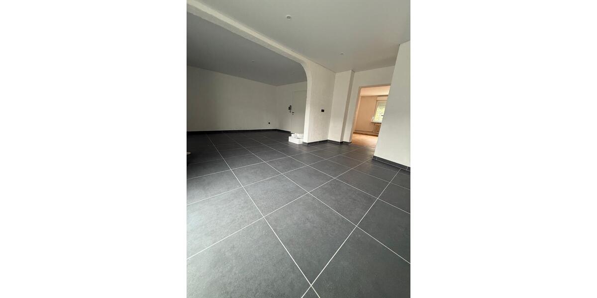 Erdgeschoßwohnung Völklingen - 3 Zimmer, 100 m&sup2;, 1.000&euro; | Angebot:25539811